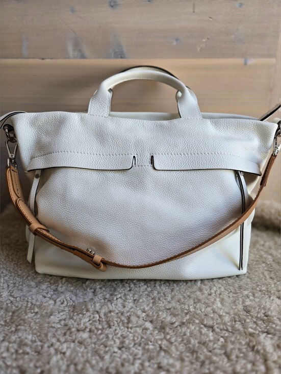 Gianni Chiarini Handbags - EUC Gianni Chiarini Leather Duna Tote Bag